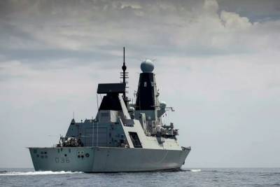 В Лондоне заявили, что эсминец Defender не приближался к Крыму
