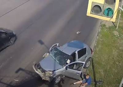 Авария на Московском шоссе попала на видео