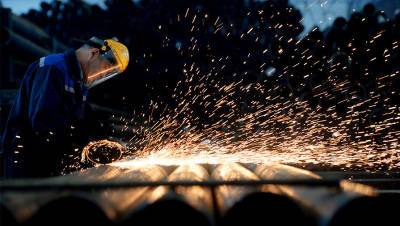 Акции металлургов упали из-за объявления об экспортной пошлине на металлы