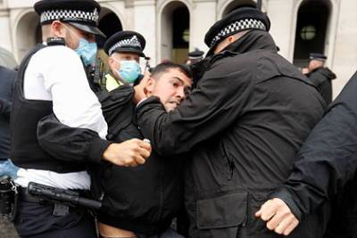 Великобритании предрекли смену власти из-за нарушения прав человека