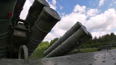В ФСВТС подтвердили готовность России поставить Белоруссии системы ПВО С-400