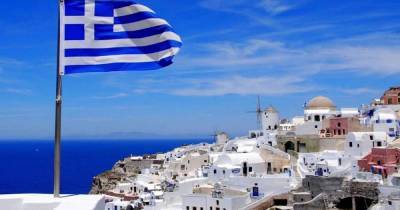 МИД вывезет из Греции более 500 туристов, застрявших в стране из-за туроператора