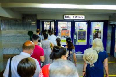 В метро Киева сбой: оплатить проезд картой или мобильным приложением невозможно