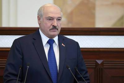 Лукашенко назвал санкции ЕС выгодными для Белоруссии