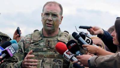 Генерал Ходжес продолжает пугать Украину «российским вторжением»