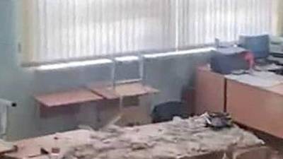 В кубанском поселке на учеников начальной школы обрушился потолок