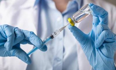 В Тюменской области учителей будут предупреждать о возможных последствиях отказа от вакцинации против коронавируса