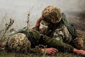 Оккупанты на Донбассе ранили служащего ВСУ