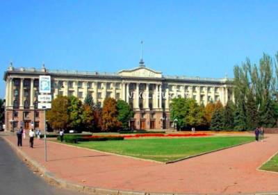Депутаты Николаева объявили войну бюрократам из исполнительной власти