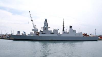 Видеоролик инцидента с британским эсминцем Defender в Черном море появился в Сети