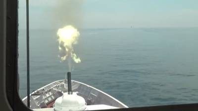 Видео предупредительной стрельбы по британскому эсминцу, нарушившему границу РФ