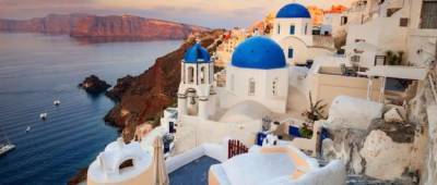 Более 500 украинских туристов застряли в Греции из-за приостановки деятельности туроператора