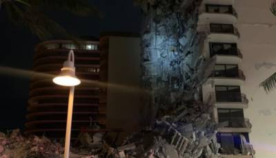 Возле Майами рухнул 12-этажный дом, под завалами ищут людей (ФОТО и ВИДЕО)