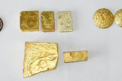 Золото на 16,6 млн р. обнаружили таможенники в фуре на МАПП Забайкальск