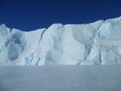 Ученые заявили о сильном загрязнении Антарктиды озоном и мира