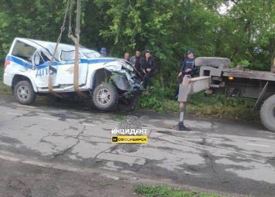 Инспектор ДПС в Сибири преследовал байкеров и погиб в перевернувшемся авто