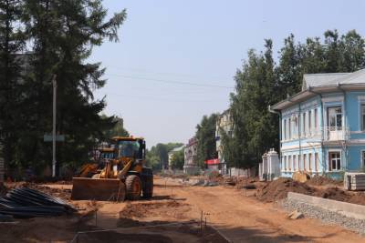 До конца недели на улице Кирова в Глазове сделают водопровод