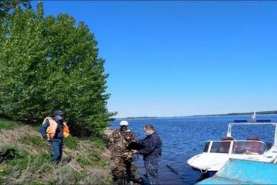 Томские спасатели проводят рейды по безопасности на воде