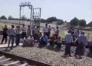 Кашкадарьинцы пойдут под суд за протестную акцию на железной дороге