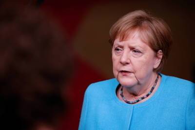 Меркель осталась недовольна храбростью коллег из ЕС