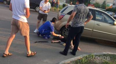 В Новочебоксарске иномарка сбила двух девочек на зебре