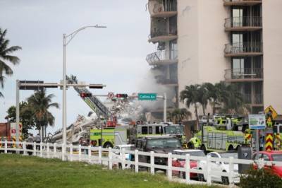 Байден объявил режим ЧС во Флориде из-за обрушения многоэтажки