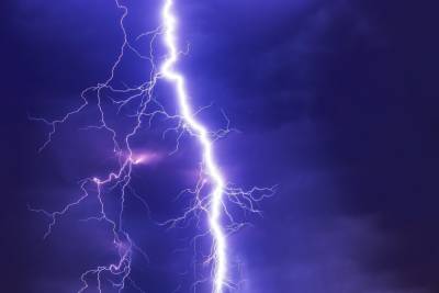 Спасатели объявили штормовое предупреждение в Ленобласти