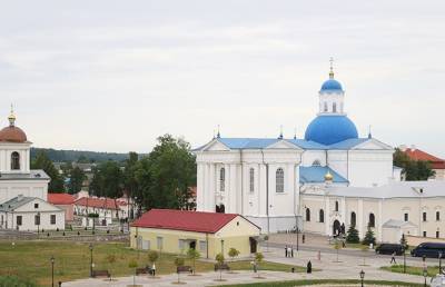 Лукашенко посещает Жировичский монастырь