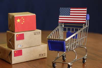 США наложили запрет на торговлю с пятью компаниями из Китая и мира