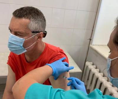Евгений Ройзман поставил прививку от коронавируса