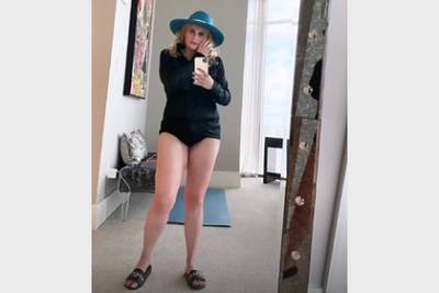 Сбросившая 30 килограммов гигантская актриса показала фигуру в боди