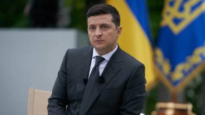 Зеленский допустил возможность проведения референдума по разрыву связей с Донбассом