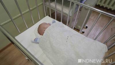 СМИ: в Подмосковье младенец умер от перегрева на солнце. СКР и прокуратура проводят проверку
