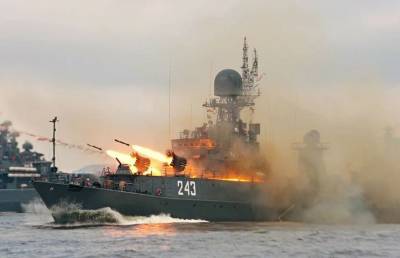 Во время учений НАТО в ЧМ ждут массовый прорыв боевых кораблей