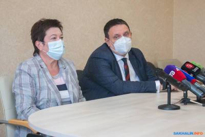 Сахалинцев просят надевать маски на детей