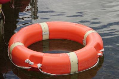В Вырице утонул шестилетний ребенок – он выскользнул из надувного круга