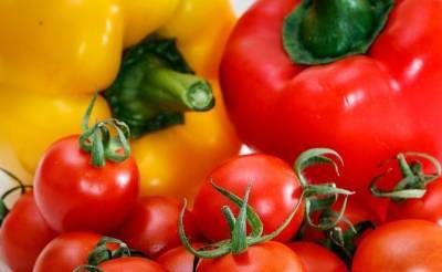 Роспотребнадзор разрешил ввоз томатов и перца с ряда предприятий Ферганской области
