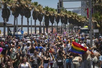 В Тель-Авиве начался парад гордости