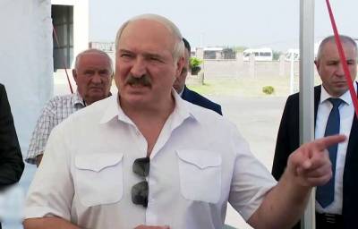 Лукашенко в ответ на санкции Запада готов ввести военное положение