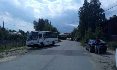 Маршрутный автобус попал в аварию в Петрозаводске