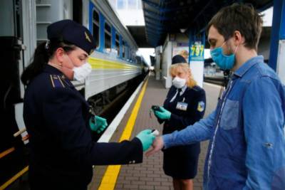 В "Укрзализныце" посоветовали пассажирам проверять наличие кондиционера в вагоне при покупке билета