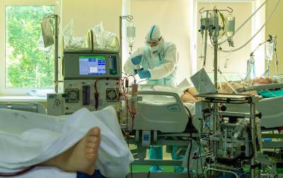 Власти выделят 25 миллиардов рублей на лечение больных с коронавирусом