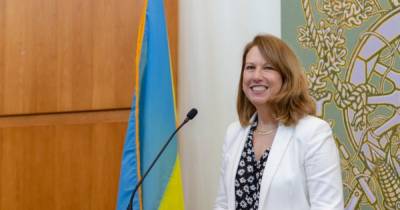 Дипломаты перед первой леди. ТОП-10 рейтинга самых влиятельных женщин Украины