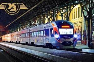 Забыли пассажиров: «Укрзализныця» вляпалась в новый скандал