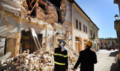 Пять человек погибли и 150 пострадали от торнадо в Чехии