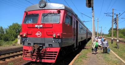 Террористы возобновили движение поездов между "ДНР" и "ЛНР"