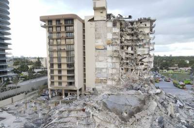 Судьба больше 150 человек неизвестна после обрушения дома в Майами