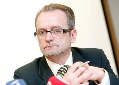Экс-министр Латвии Дзинтарс Расначс: Премьер-министра страны пора менять