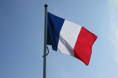 Посольство Франции в Москве приостановило прием заявок на Шенген