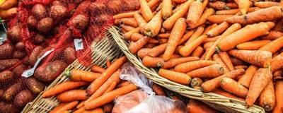 Куйвашев возмутился ценой моркови в сетевом супермаркете